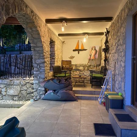 Villa Kuca Za Odmor Baya Stara Baška Exterior foto