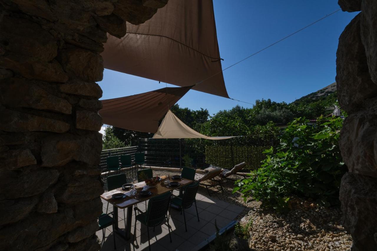 Villa Kuca Za Odmor Baya Stara Baška Exterior foto