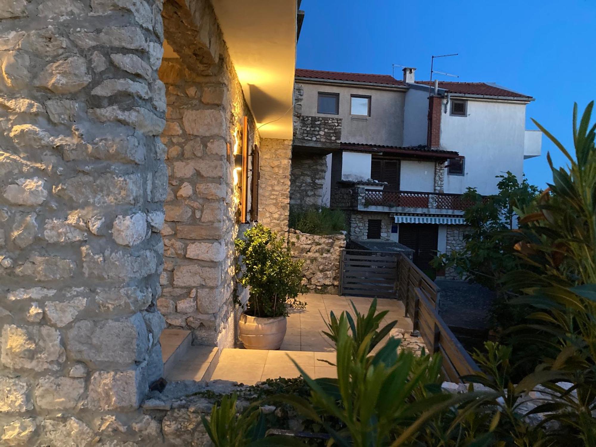 Villa Kuca Za Odmor Baya Stara Baška Exterior foto